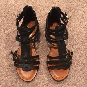 Jessica Simpson black strappy sandals
